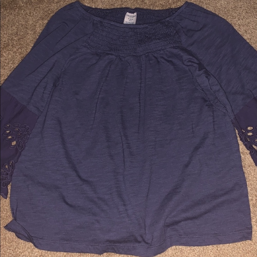 blue shirt